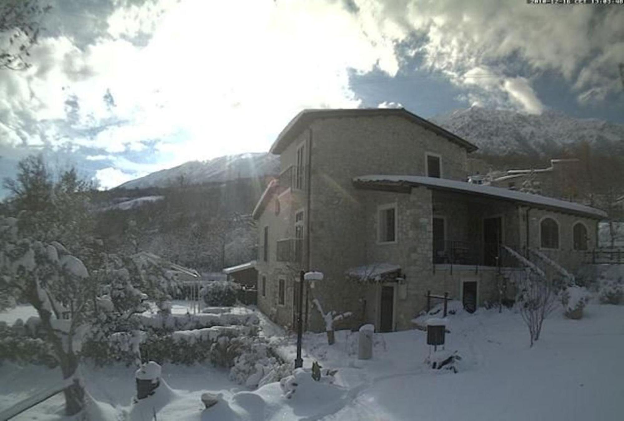 Locanda Del Barone การามานิโก แตร์เม ภายนอก รูปภาพ