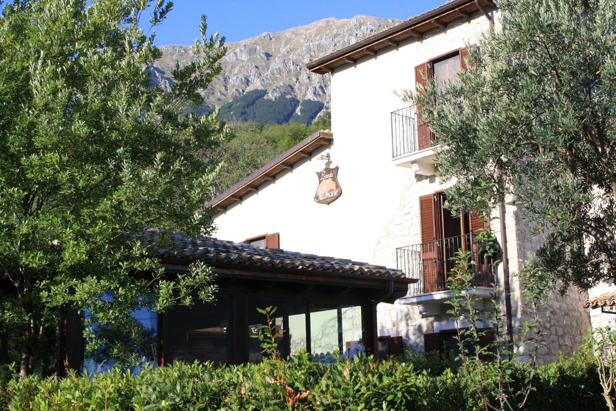 Locanda Del Barone การามานิโก แตร์เม ภายนอก รูปภาพ